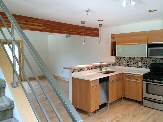 Foto del edificio - 1423 Williamson St