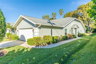 Building Photo - 1704 Royal Cir