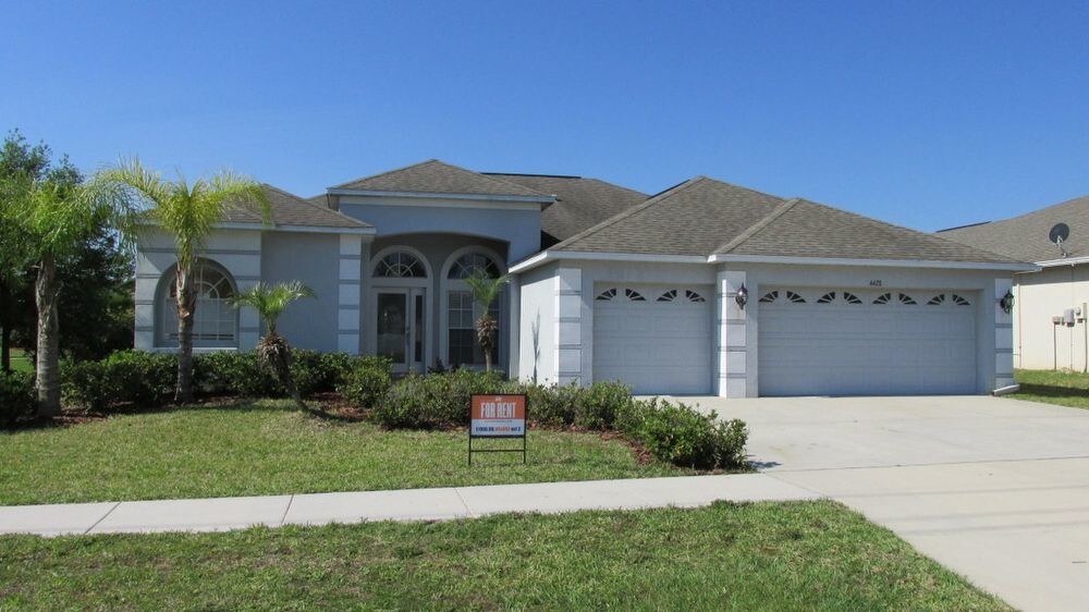 Primary Photo - Spacious 4/3/3 with upgrades