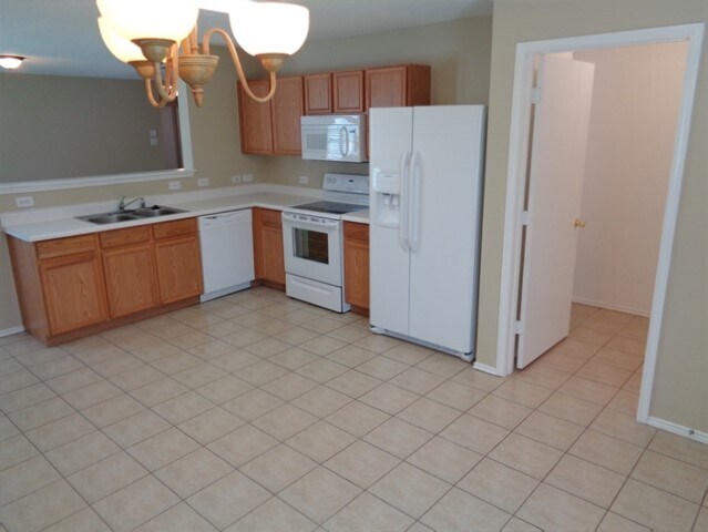 Building Photo - 117 Sandlewood Drive