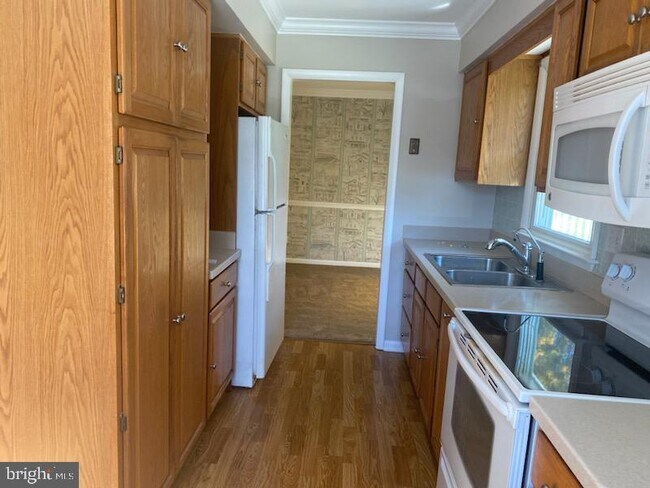 Foto del edificio - 7523 Dogwood Rd