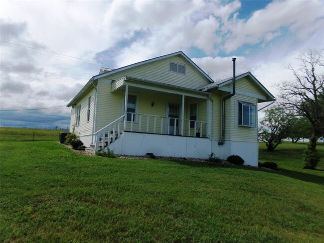 Building Photo - 16133 F M Rd