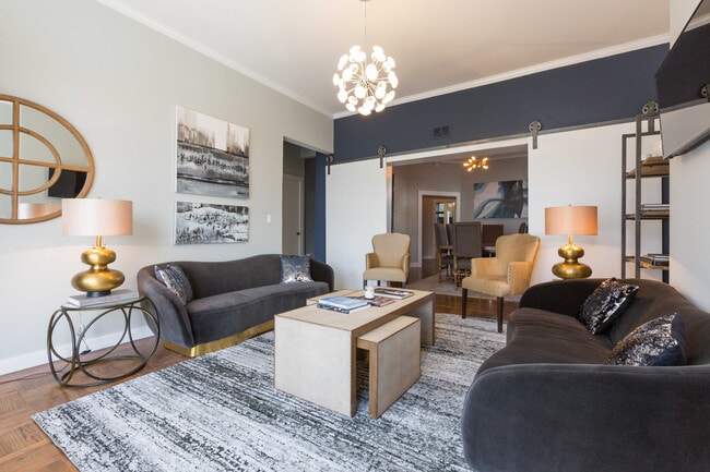 Photo - 574 Castro St House