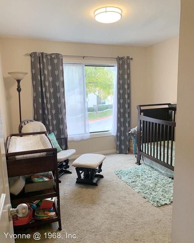 Building Photo - 2 br, 2 bath House - 987 Creek Hill Lane #20