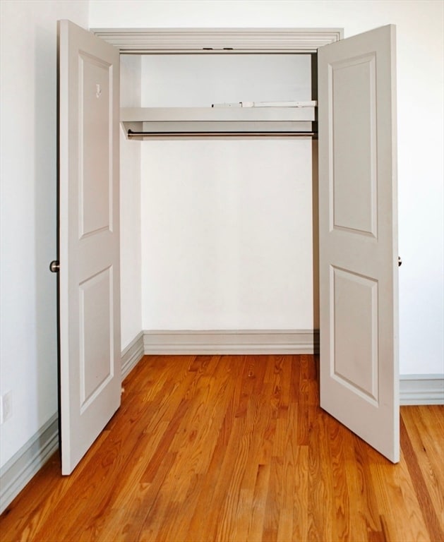 Foto del edificio - 643 E 5th St