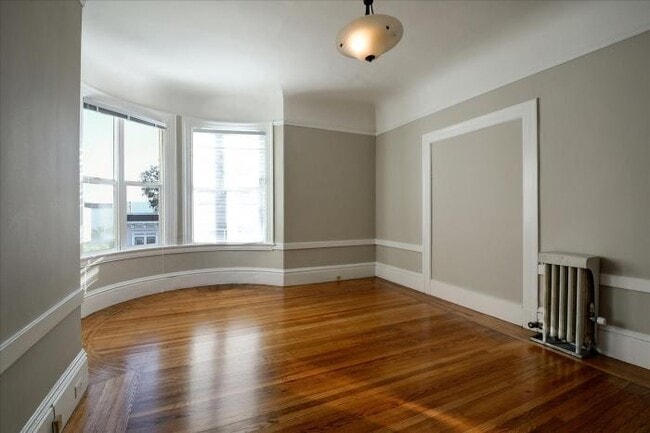 Building Photo - 2 bedroom in San Francisco CA 94117