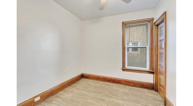 Building Photo - 3362 N Buffum St