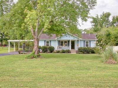 Foto principal - 647 Olive Branch Rd