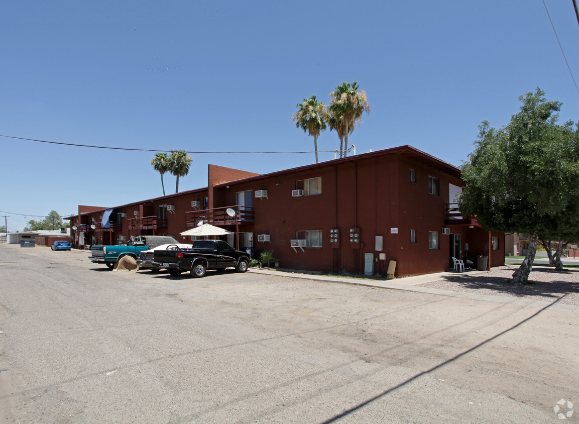 Building Photo - California Apartments