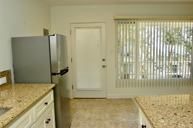 Foto del edificio - 1028 3rd St