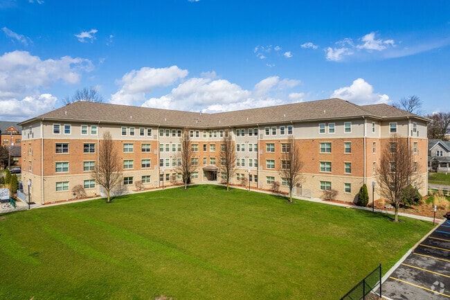 Primary Photo - Flats at Wick