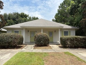 Building Photo - 329 Ruella Ave