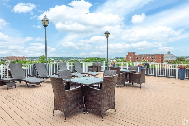 Interior Photo - Sail Cloth Factory Apartments