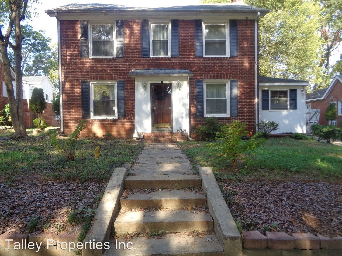 3 br, 1.5 bath House 628 Woodruff Place