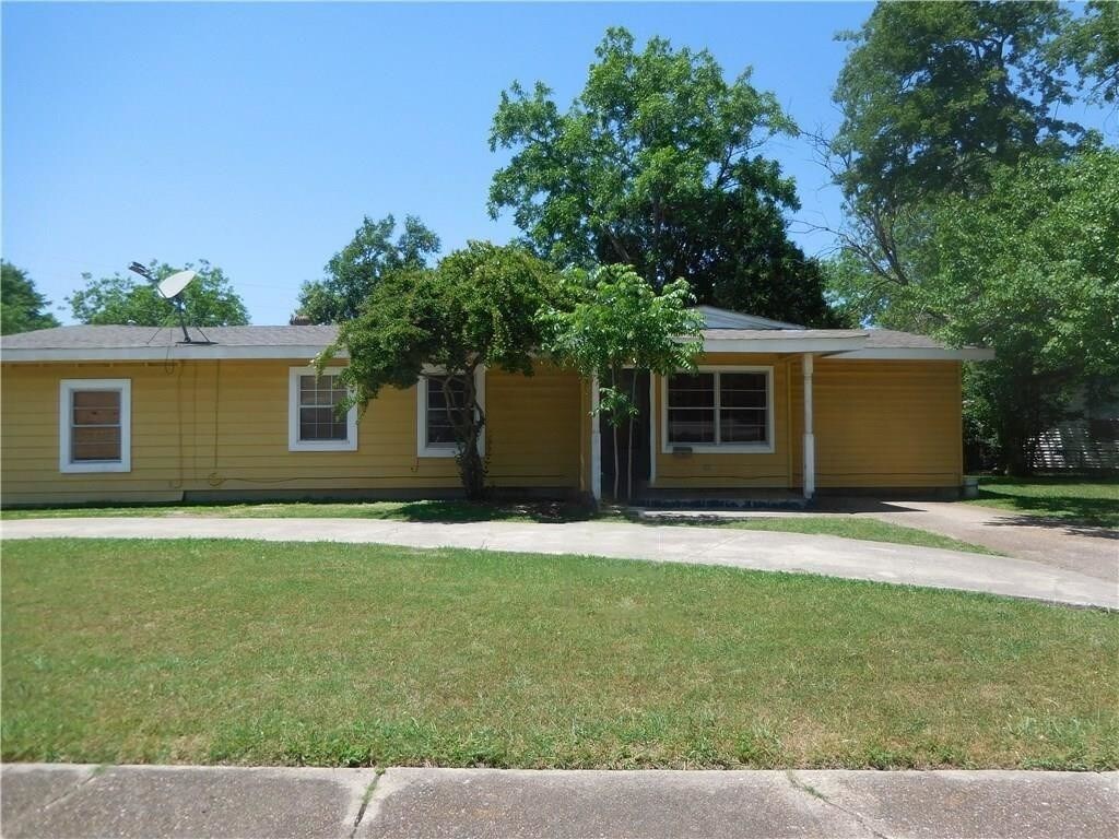 1623 Fresno St, Dallas, TX 75217 Townhome Rentals in Dallas TX