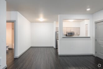 3BD, 2BA - 1,063SF - Novo