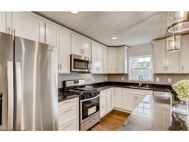 Foto del edificio - 5520 Lindsay St