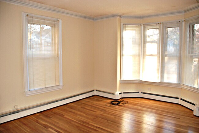 Front room - 197 Miller Ave