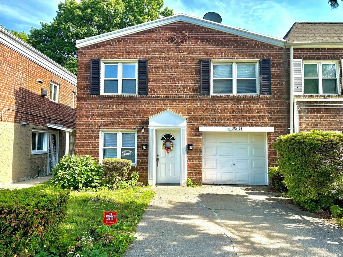 Foto principal - 190-14 37th Ave