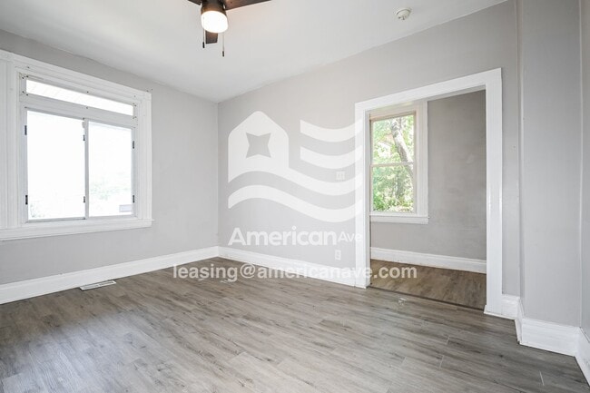 Building Photo - 306 Marlow St