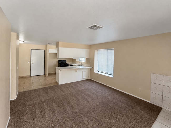 Building Photo - 8702 Lyn River Ct