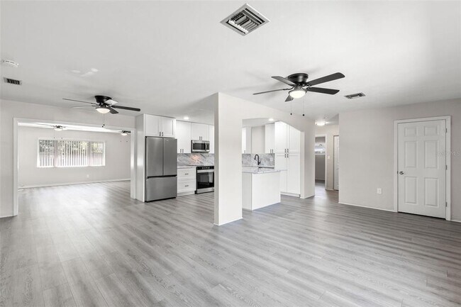 Foto del edificio - 5546 5th St S