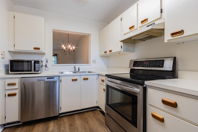 Building Photo - 9449 Boca Cove Cir