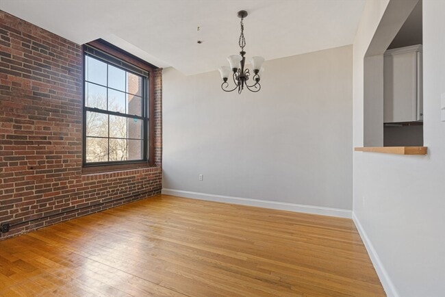 Building Photo - 1241 Adams St