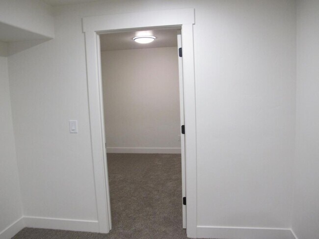 Foto del edificio - 2037 Bridle Cir