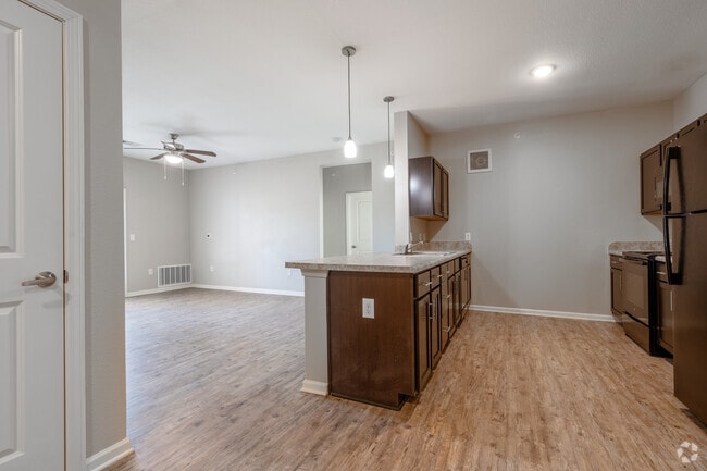 3BR, 2BA - 1.186SF - Goodnight Commons