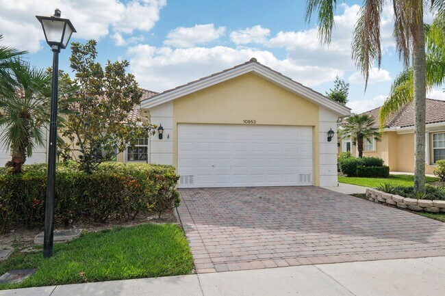 Foto del edificio - 10853 SW Elsinore Dr
