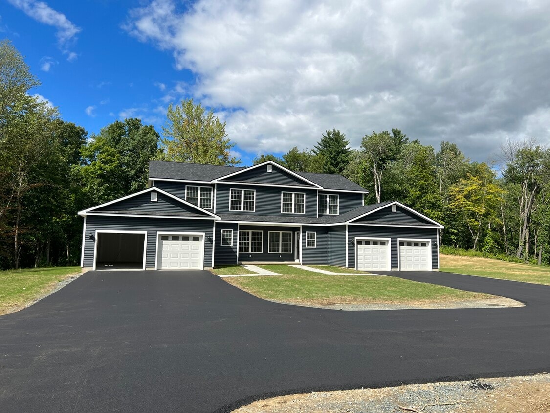 Foto principal - 5 Red Maple Ln