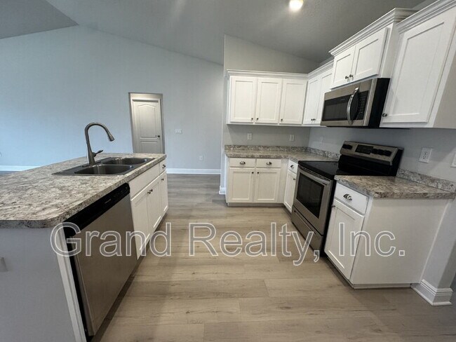 Foto del edificio - 6240 Charred Oak Ln