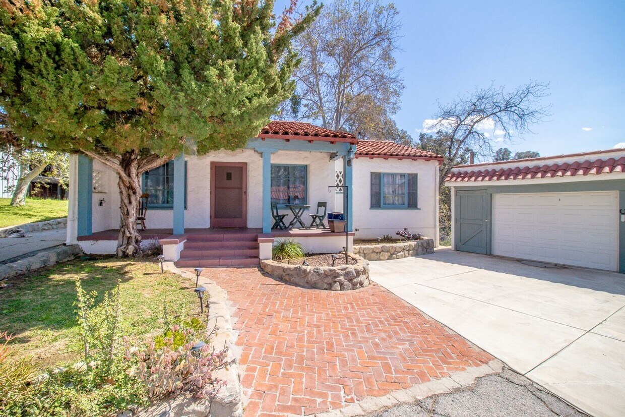 Foto principal - 1454 Pacific St