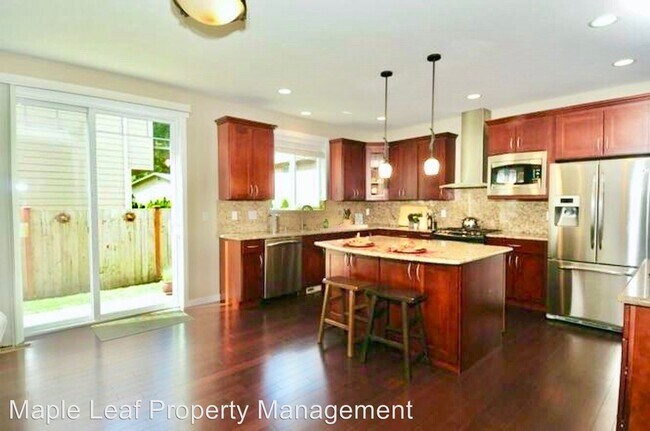 Foto del edificio - 5 br, 2.5 bath House - 7023 126th Ave NE
