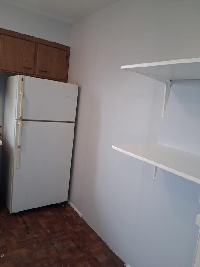 Foto del edificio - 79 Yaun Ave