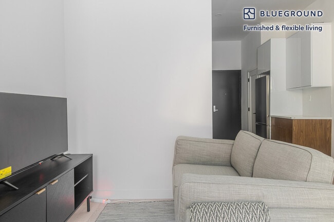 Foto del edificio - 501 1/2 E 83rd St