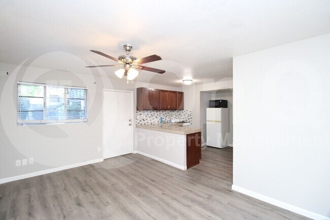 Foto del edificio - 825 N 2nd Ave