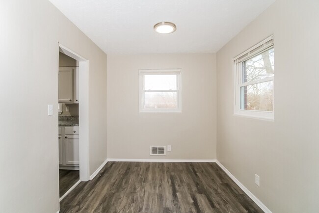 Foto del edificio - 4214 N Whittier Pl