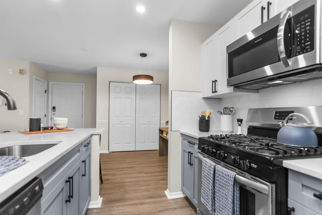 Photo - The Royce at Trumbull Apartments