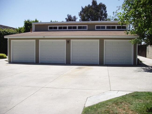 Building Photo - 132 N Malena Dr