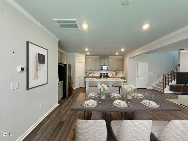 Foto del edificio - 319 Aster Bloom Ln