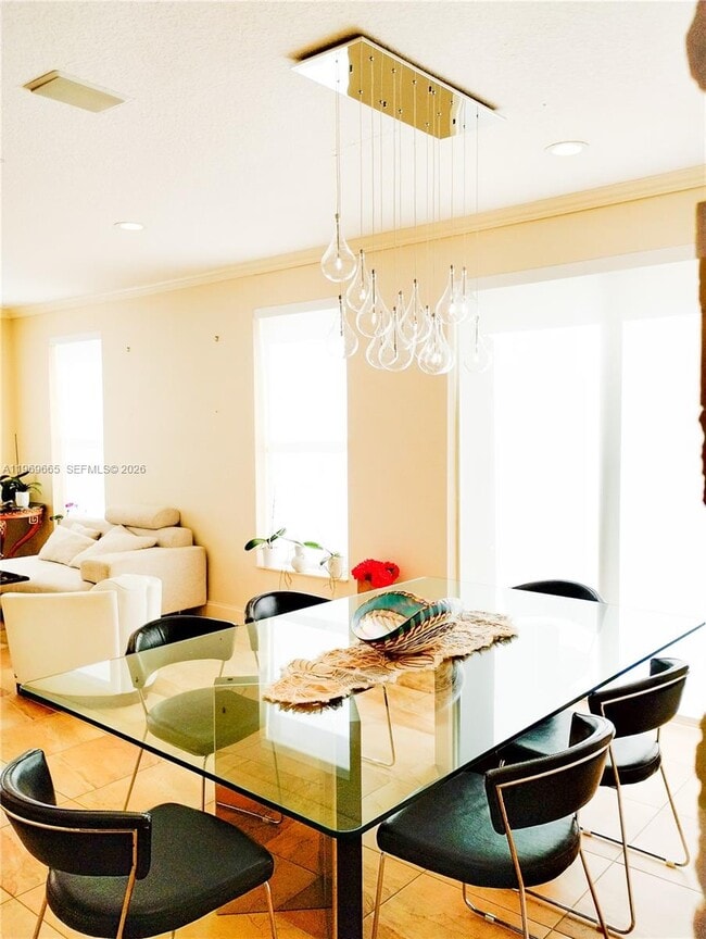 Foto del edificio - 18243 Blue Lake Way