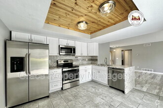 Building Photo - 13274 E Asbury Dr