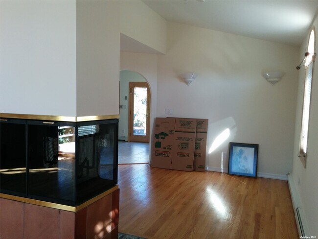 Foto del edificio - 48 Orchard Beach Blvd