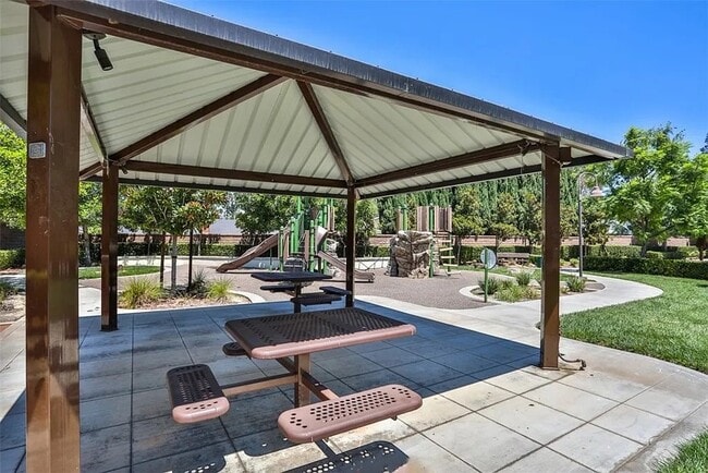 Building Photo - 20956 Cornerstone Dr