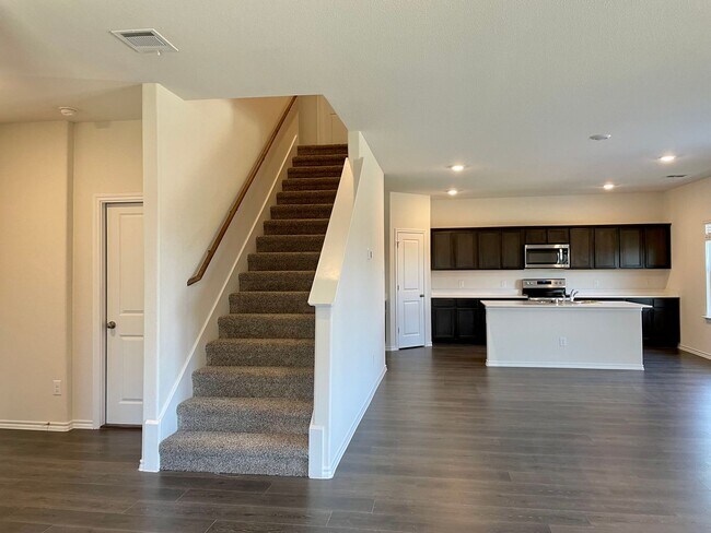 Building Photo - 4 Bed 2.5 Bath House For Lease in Sherman, TX!