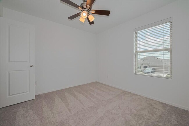 Foto del edificio - 5110 Sunvalley Bend Dr