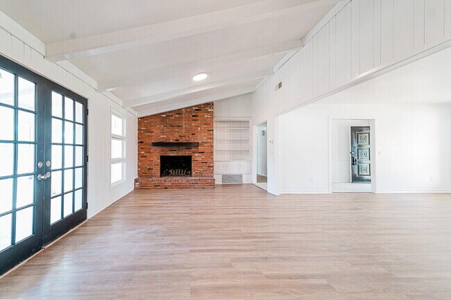 Foto del edificio - 2114 56th St