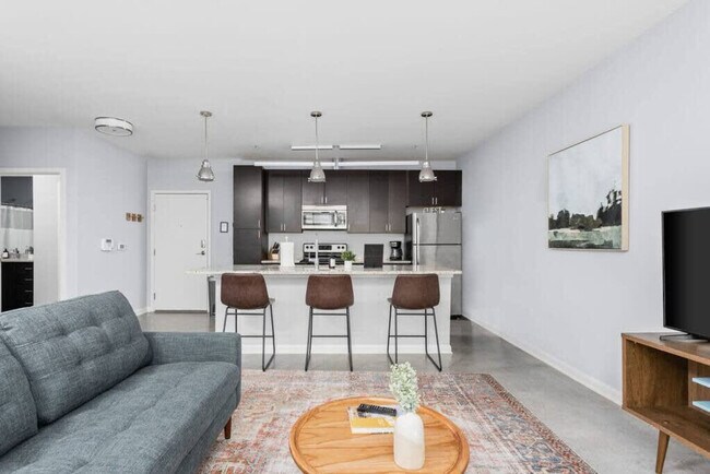 Foto del edificio - 450 E Market St